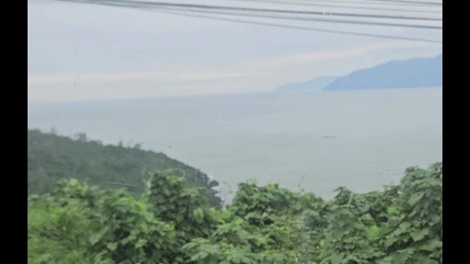 Nimh Binh to Da Nang Train views